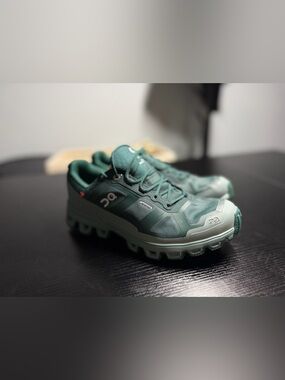 On Running Men's Cloudventure Trail Shoes - Dark Green